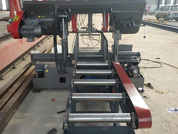 钢筋锯床