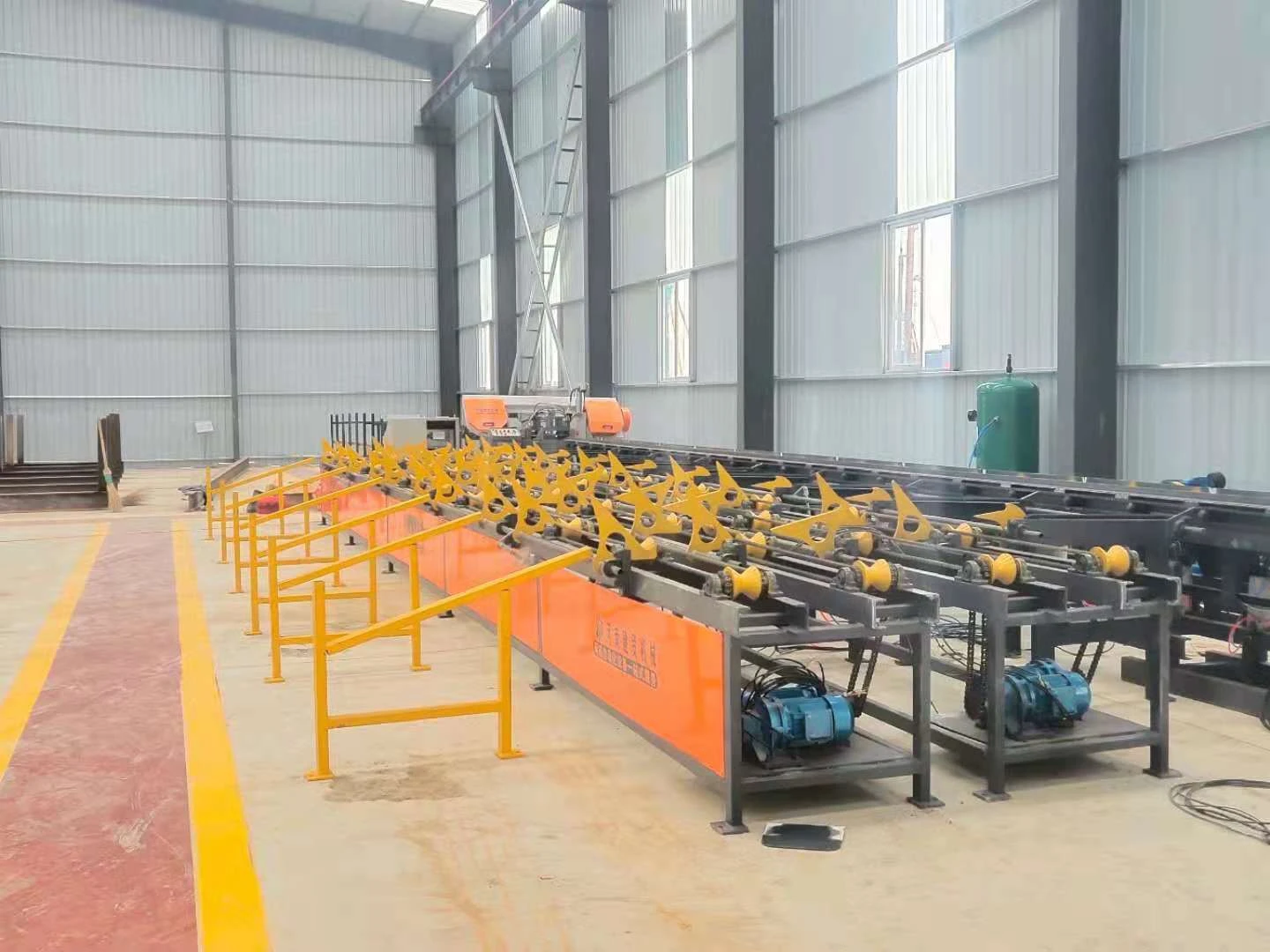 钢筋锯床-锯切套丝生产线